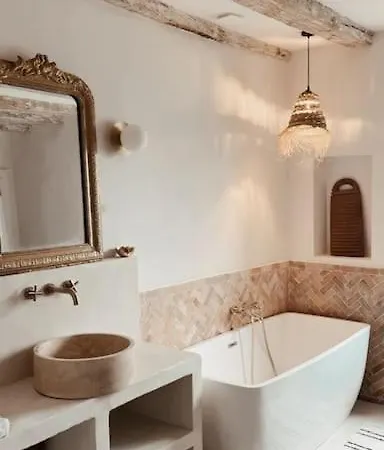 Maison Hortense 4 Etoiles Piscine Chauffee Et Sauna Villa *